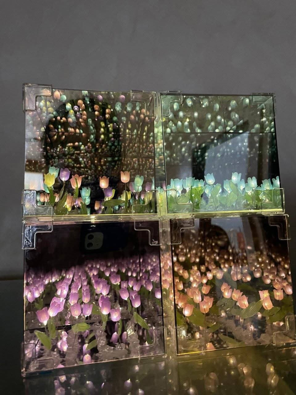 LAMPARA DE TULIPANES INFINITOS EN FORMA DE CUBO